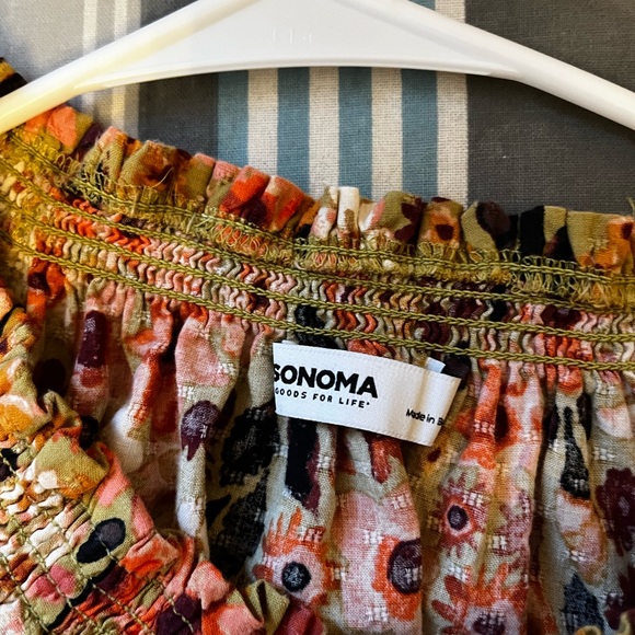 Ladies top - Picture 2 of 3